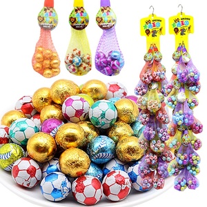 Tablero Colgante con Bolsillos en Forma de Balón de Fútbol para Snacks de Chocolate Sólido, Bolas de Chocolate Doradas para Niños, Uso en Supermercados - Product Image 1