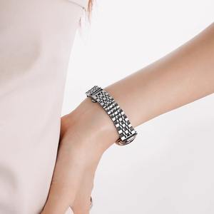 Bracelet en maille métallique de luxe pour Xiaomi Mi Band 9, ajustement universel, été 2025 - Product Image 4