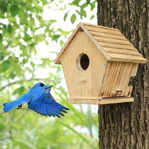 Casa para Pájaros Moderna de Madera Marrón para Uso en Exteriores, Caja de Anidación para Colgar en la Pared para Pinzones y Cardenales - Product Image 5