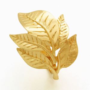 Prêt à expédier des ronds de serviette en or en forme de feuille pour les mariages/fête/Noël - Product Image 5