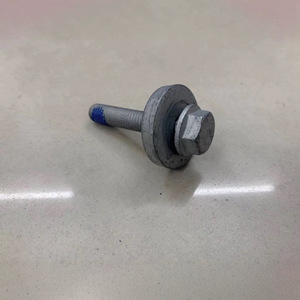 Tornillo de Eje de Acero Smart 0029908800 para Reemplazo de Rodamiento de Rueda Trasera - Product Image 2