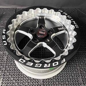 Rodas Personalizadas de 2 Peças Pretas Forjadas com Beadlock 5x120 5x114.3 17x10 15x10 para Corrida de Arrasto 15 Polegadas para Mustang <span class=keywords><strong>Corvette</strong></span> C5 C6 - Product Image 5