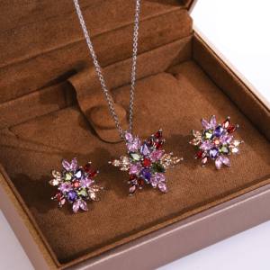 Conjunto de Joyería de Zirconia de Colores Mixtos a la Moda - 6 Estilos de Conjuntos de Collar y Aretes de Cristal Brillante para Mujeres, Bodas y Fiestas - Product Image 3