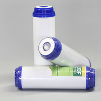 Machine automatique électrique de remplissage et de soudage de filtres à charbon actif granulaire UDF pour bouteilles et canettes avec contrôle PLC