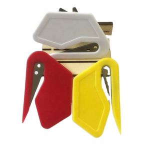 Ouvre-lettres en plastique ABS personnalisé avec lame de rasoir manuelle Couteau à papier promotionnel Couleur et logo personnalisés - Product Image 1