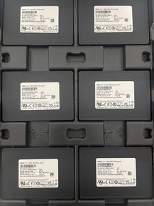오리지널 PM9A3 7.68TB U.2 NVMe PCIe Gen4 SSD MZ-QL27T60 엔터프라이즈 서버 솔리드 스테이트 드라이브 2.5인치 데이터 센터 스토리지 SSD - Product Image 4