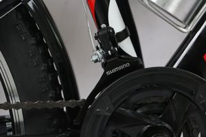 Bicicleta de Montaña de Alta Calidad con 21 Velocidades, Frenos de Disco, Suspensión Completa, Horquilla de Acero y Llanta de Aleación de 24 Pulgadas - Product Image 3