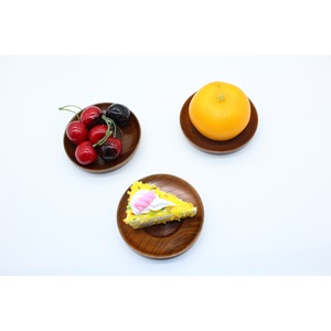 Platos redondos de madera maciza de estilo japonés hechos a mano para frutas, aperitivos, té, café y fiestas. - Product Image 2