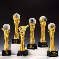 Trophées et récompenses en cristal de sport Championnat de basket-ball personnalisé Trophées en cristal de golf Trophée de badminton