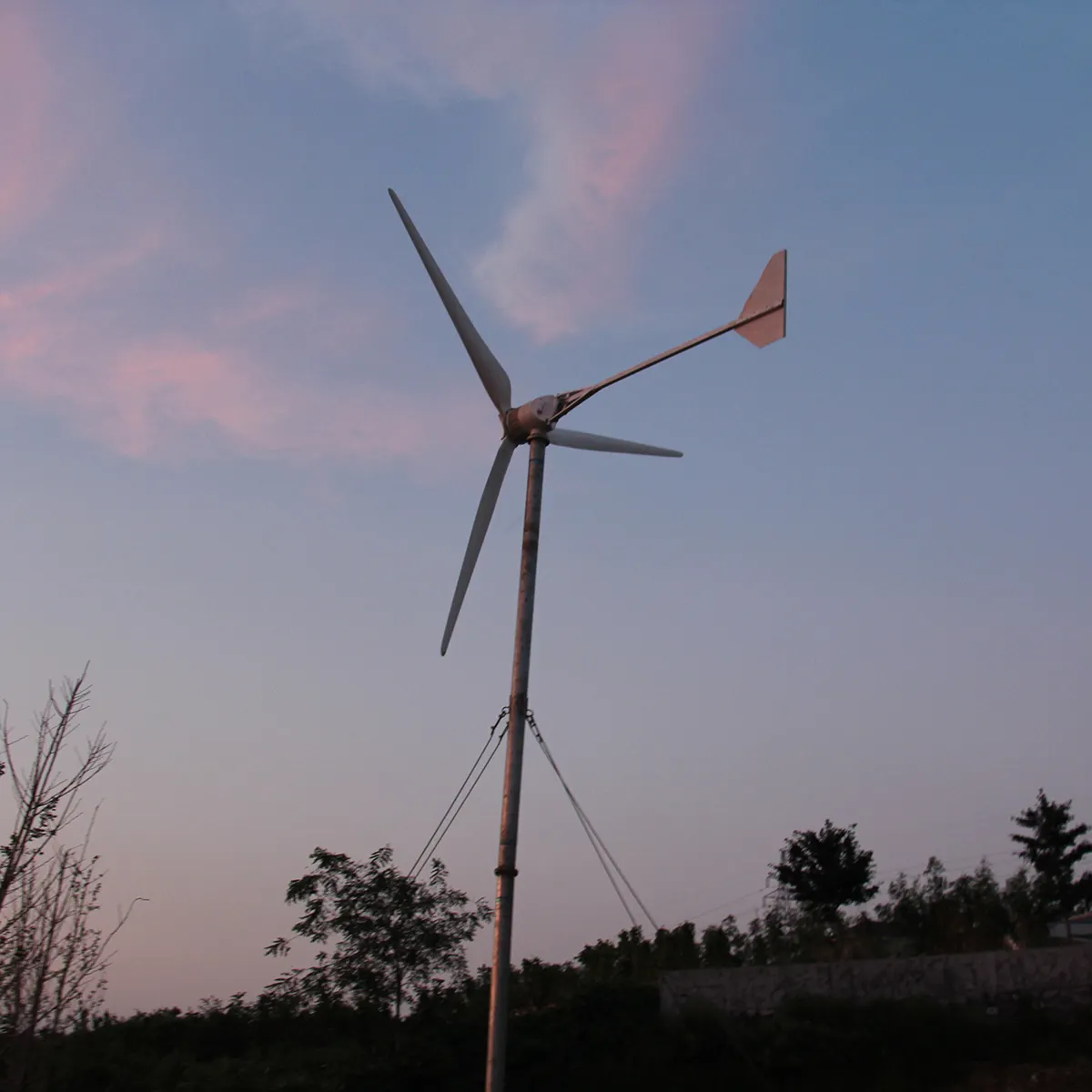 Turbina de viento 48V 5kw, molino de viento de energía alternativa gratuita con controlador híbrido MPPT, 3 cuchillas