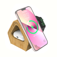 Nouveau chargeur sans fil magnétique en bambou en forme de triangle, station de charge 3-en-1 réglable pour iPhone et pour montre connectée