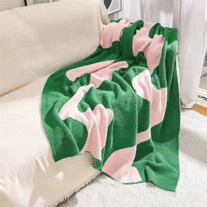 Manta de medio lado de lana para oficina, siesta, aire acondicionado, sofá suave individual, manta hasta la rodilla, manta de punto a rayas de onda Nórdica - Product Image 1