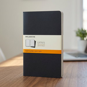 Taccuino a Righe Moleskine Cahier L 100 Pagine, Organizer Rilegato con Copertina Rigida in Pelle PU, Stile Stampato Modello 107158-2 - Product Image 3