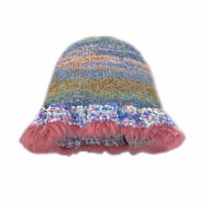 Vente en gros de chapeaux seau en crochet faits à la main pour femmes, chapeaux d'hiver colorés pour femmes, bonnets en crochet jacquard - Product Image 2