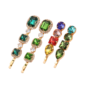 Barrettes et épingles à cheveux élégantes en alliage de perles colorées et de cristaux pour femmes, usage quotidien, taille personnalisable, emballage en carton - Product Image 1