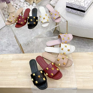 Chaussons en cuir véritable pour femmes, design tendance, talons plats, chaussures plates décontractées pour femmes avec rivets, tendance estivale - Product Image 2