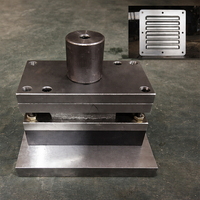 Matrice de poinçonnage sur mesure en acier 42CrMo de haute précision pour presse plieuse CNC excentrique, moule à tôle haute efficacité