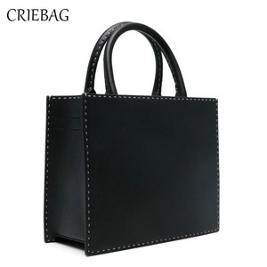 Của phụ nữ lớn màu đen da <span class=keywords><strong>Tote</strong></span> Túi xách thời trang Thiết kế túi với ngọc trai thêu và thư trang trí - Product Image 3
