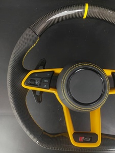 Volant en cuir et fibre de carbone RS avec accent de surpiqûre jaune pour Audi A3/A4/A5/A6L/Q3/Q5/Q7 – Amélioration pour voiture de sport - Product Image 5