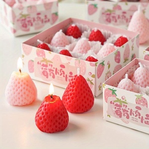 Set di Candele Tealight alla Fragola Rossa, 9 Mini Candele in Cera di Soia con Forte Profumo di Fragola per Fragranza Domestica, Regalo - Product Image 1
