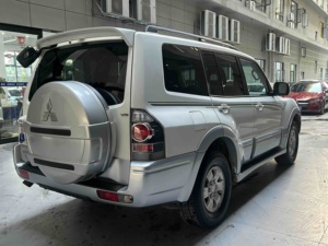 รถยนต์มือสอง มิตซูบิชิ ปาเจโร่ ปี 2008 รุ่น V73 เครื่องยนต์ 3.0 ลิตร GLS NAVI SUV น้ำมันเบนซิน รถยนต์มือสองราคาถูกจากจีน - Product Image 4