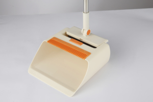 Ensemble <span class=keywords><strong>balai</strong></span> et pelle ergonomique multifonctionnel avec manche en acier inoxydable de 93 cm pour le nettoyage <span class=keywords><strong>professionnel</strong></span> - Product Image 3