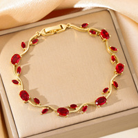 Bracelet floral doré, bracelet coquette à fleurs, bracelet en zircone rose, bijoux de haute qualité inspirés des contes de fées, cadeau pour elle