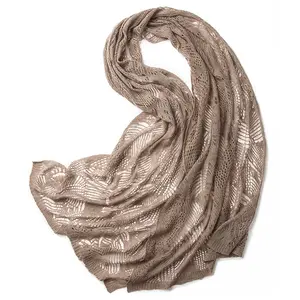 批发热销新款时尚冬季羊绒针织女士镂空性感围巾