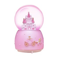 Boîte à musique Carriage Castle avec boule de cristal rotative lumineuse, cadeau d'anniversaire pour filles, enfants, étudiants