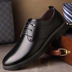 2019 nuove scarpe in pelle da <span class=keywords><strong>uomo</strong></span> abbigliamento formale Casual da <span class=keywords><strong>uomo</strong></span> scarpe da <span class=keywords><strong>uomo</strong></span> con lacci bassi a testa tonda scarpe da padre da <span class=keywords><strong>uomo</strong></span> - Product Image 4