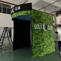 Tente de stand portable en tissu tendu avec structure en aluminium pour événements sportifs, golf, tir, simulateur de golf intérieur/extérieur