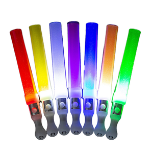 XLC Özelleştirilmiş LED Işıklı Flaşör Çubukları, Açık Hava Partileri, Konserler, Canlı Performanslar iç<span class=keywords><strong>in</strong></span> Koyu Renklerde Parlayan Çubuklar, Toplu Tedarik - Product Image 1