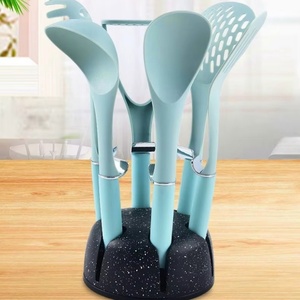 Utensilios de Cocina Resistentes al Calor, Juego de Utensilios de Cocina Antiadherentes, Juego de Utensilios de Cocina de Nailon con Soporte - Product Image 6