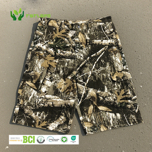 Baggy d'été personnalisé écologique Short cargo camouflage à impression numérique pour hommes - Product Image 1