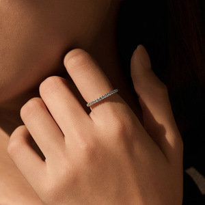 Anillo de serpiente abierto ajustable de plata de ley S925 con circonita de dos colores, anillo minimalista apilable para mujer, regalo de joyería diaria - Product Image 2