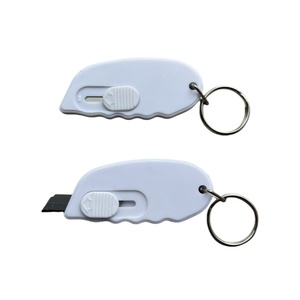 Promocional logotipo personalizado retráctil Mini cortador de sobres de plástico llavero abrecartas - Product Image 5