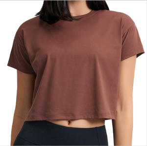 Özel logo hafif fırçalanmış kadın yaz Tops kısa kollu kırpma rahat kadın kırpma gömlekler gevşek Fit egzersiz t-shirt - Product Image 1