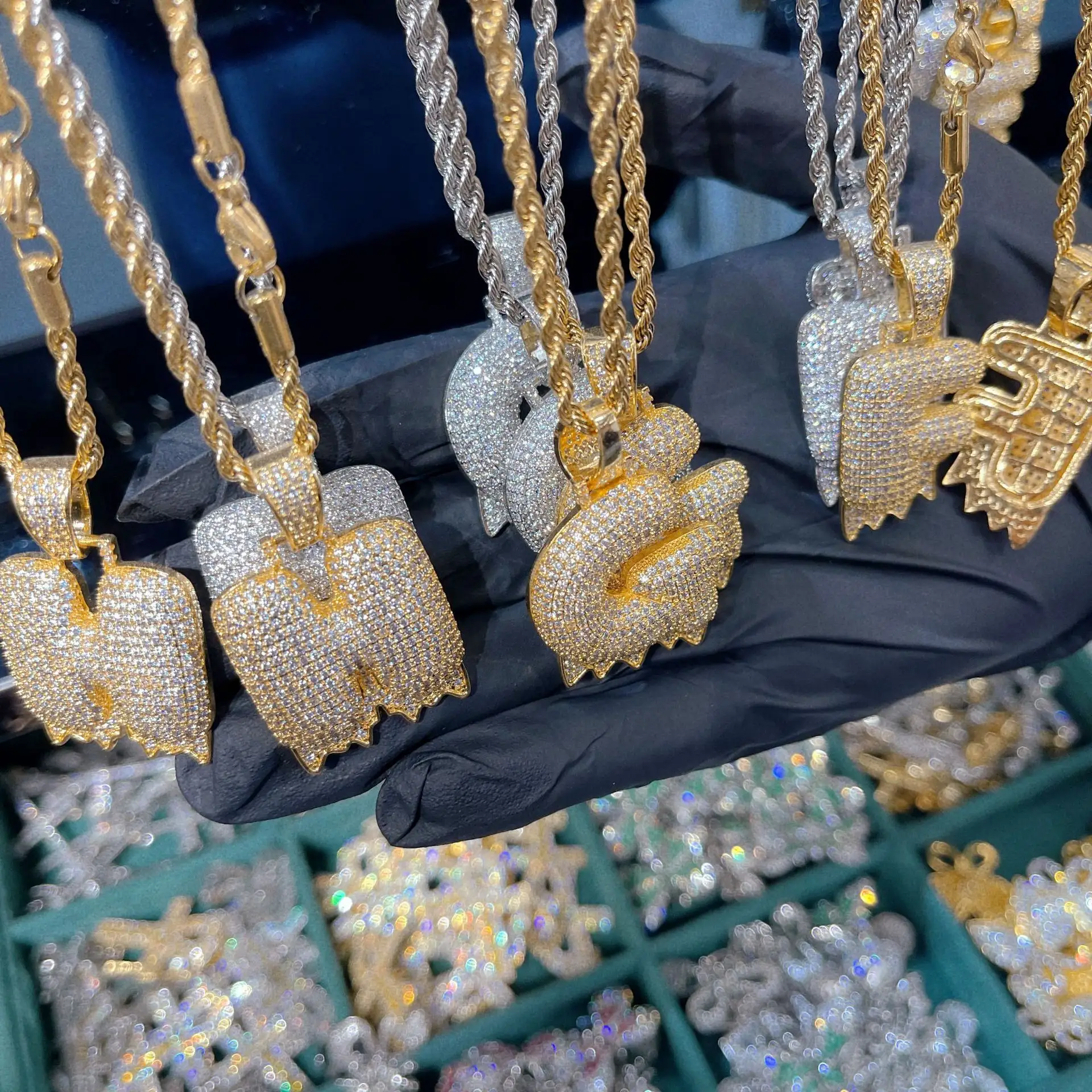 Wholesale Hip Hop Style Copper Brass Letter Necklace Fashion Jewelry Bubble Letter Necklace