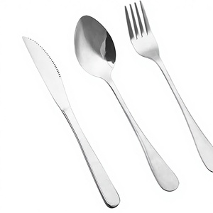 Juego de Cubiertos Reutilizables de Acero Inoxidable de 4 Piezas para Viajes y Campamentos, con Cuchillo, Tenedor, Cuchara y Estuche Protector para Regalos - Product Image 2