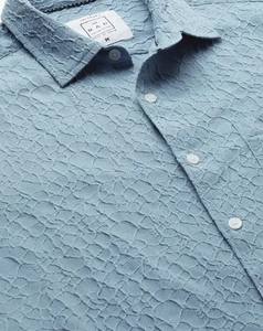 Camisa informal ajustada de algodón 100% para hombre, diseño propio, patrón de rayas teñidas lisas, cierre de un solo pecho, tallas 6XL, transpirable ODM - Product Image 5