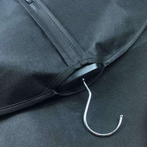 <span class=keywords><strong>Housse</strong></span> <span class=keywords><strong>de</strong></span> costume anti-poussière en non-tissé, sac <span class=keywords><strong>de</strong></span> rangement suspendu <span class=keywords><strong>pour</strong></span> vêtements avec logo personnalisé - Product Image 5