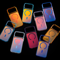 Coque de téléphone magnétique transparente à dégradé coloré, protection antichoc avec protection de l'appareil photo surélevée pour iPhone 18 Pro 18 Pro Max