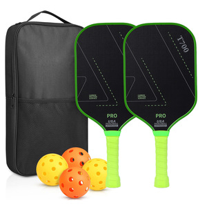 Pala de Pickleball Profesional T700 de Fibra de Carbono Aprobada por la USAPA con Bolsa de Transporte y Pelotas - Product Image 3