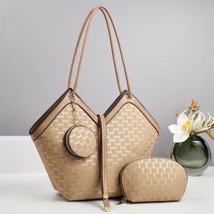 Large Capacity Three in One Shoulder Portable Women's Bag, New Plaid <b>Small</b> Card Bag for Ladies - Product Image 5