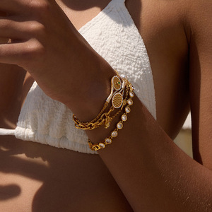 Elegant Tennis Racket <b>Charm</b> <b>Bracelet</b> Gold Chain Pearl <b>Beads</b> Party Jewelry Women's Fashion Accessory - Product Image 2