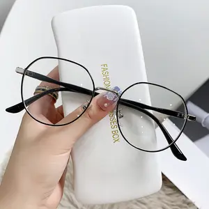 2023 nouveau métal Anti-lumière bleue lunettes mode rétro rond lunettes cadre femme Simple léger lunettes