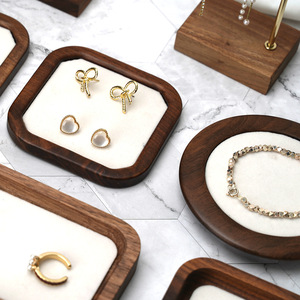 Bandeja de Exhibición de Joyería de Madera de Nogal, Exquisita y Compacta, con Forro Suave, Soporte para Exhibición de Joyería, Venta al Por Mayor - Product Image 2
