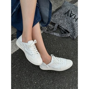 รองเท้าผ้าใบสีขาวแบบสองชิ้นเนื้อนุ่มพิเศษ แผ่นรองเท้าหนังม้า เหมาะสำหรับทุกโอกาส สไตล์ลำลองและสปอร์ต รองเท้าผู้หญิงทันสมัย - Product Image 3