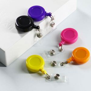 Porte-badge rétractable personnalisé avec logo pour étudiants et professionnels de la santé, clips métalliques rotatifs à 360 degrés, couleur personnalisée, impression sérigraphique Heada - Product Image 3