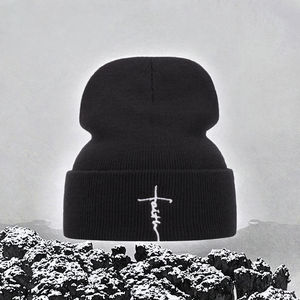 หมวกบีนนี่หรูหราสำหรับทุกเพศ หมวกไหมพรมฤดูหนาว ลายปัก 3 มิติ สไตล์กันหนาว ผลิตจากอะคริลิก ให้ความอบอุ่น บริการปรับแต่งได้ - Product Image 3